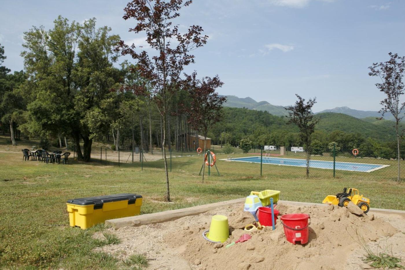 Camping Maçanet de Cabrenys المظهر الخارجي الصورة